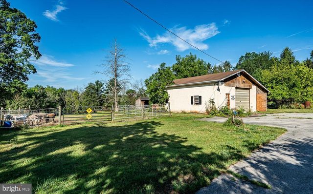 1029 SNYDER AVE, Phoenixville, PA 19460