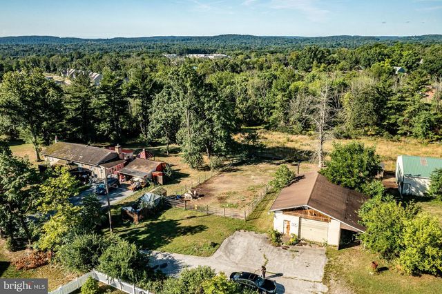 1029 SNYDER AVE, Phoenixville, PA 19460