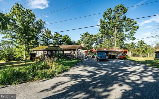 1029 SNYDER AVE, Phoenixville, PA 19460