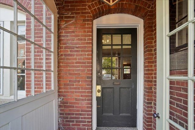 657 Canal Street, Manchester, NH 03101