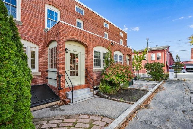 657 Canal Street, Manchester, NH 03101