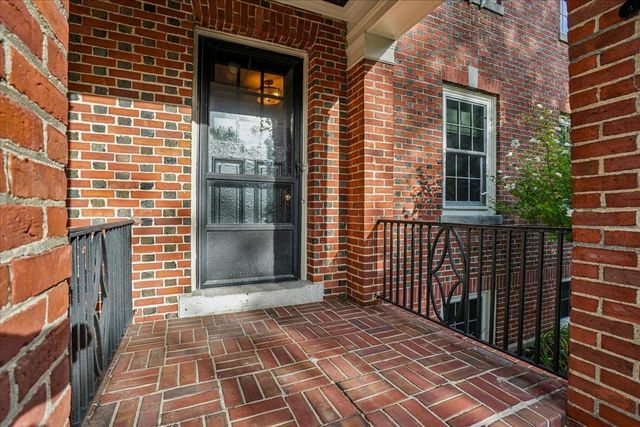 657 Canal Street, Manchester, NH 03101