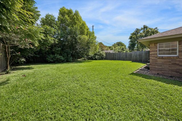 4030 Mcdermed Drive, Houston, TX 77025