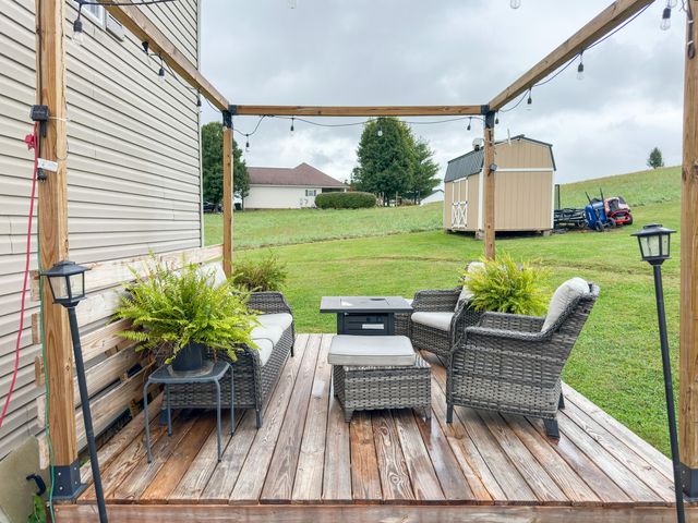 557 Cold Hill Road, London, KY 40741