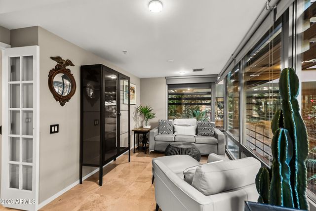7141 E Rancho Vista Drive 2014, Scottsdale, AZ 85251