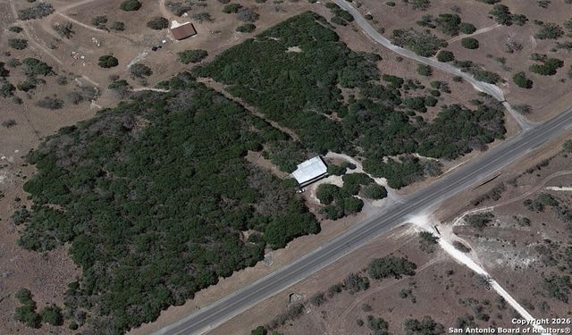 7321 State Highway 173, Bandera, TX 78003