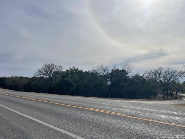 7321 State Highway 173, Bandera, TX 78003