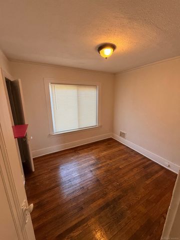 2301 La Belle Street, Detroit, MI 48238