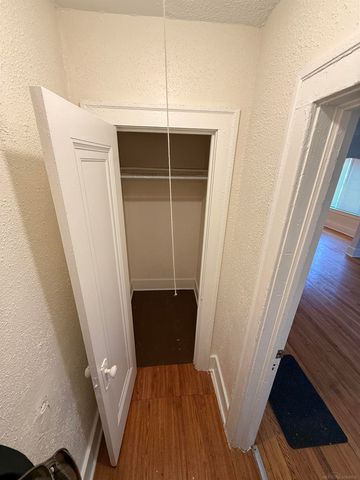 2301 La Belle Street, Detroit, MI 48238