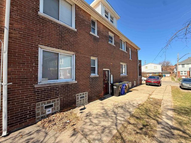 2301 La Belle Street, Detroit, MI 48238