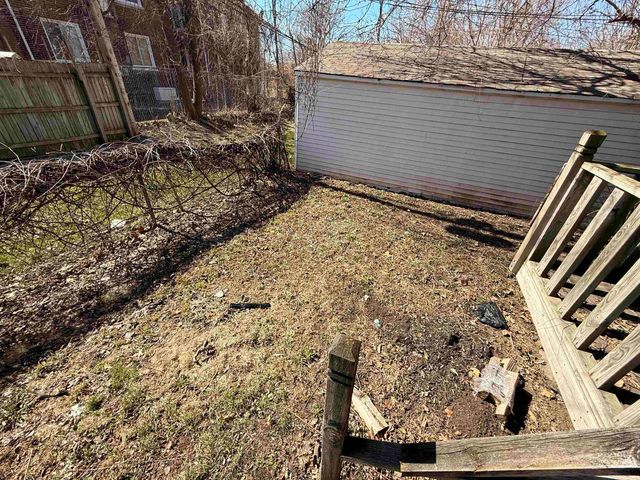 2301 La Belle Street, Detroit, MI 48238