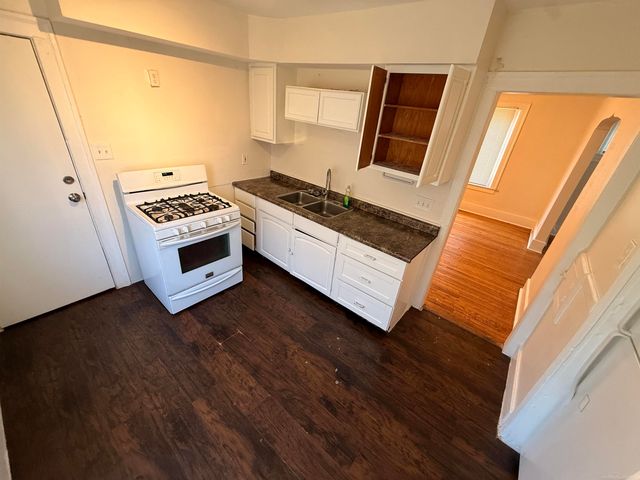 2301 La Belle Street, Detroit, MI 48238