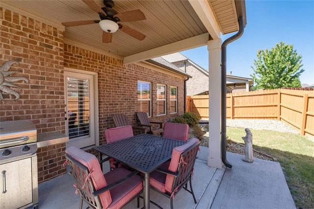 2756 Madison Mae Lane, Grayson, GA 30017