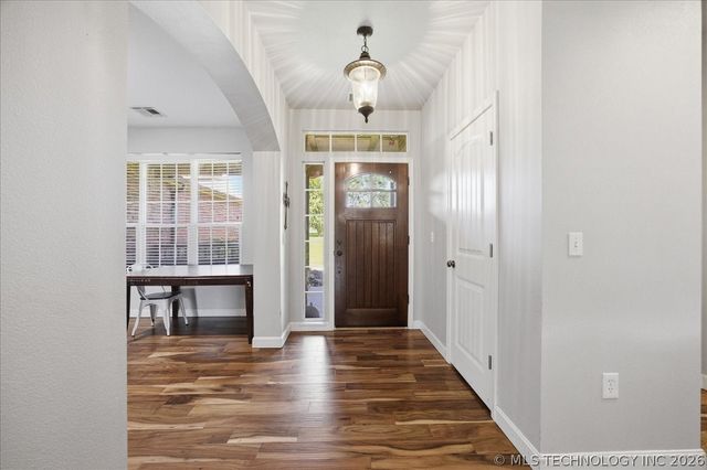 1197 N 177th West Avenue, Sand Springs, OK 74063