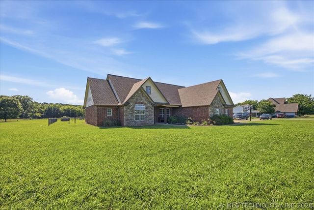 1197 N 177th West Avenue, Sand Springs, OK 74063