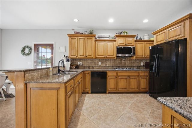 1197 N 177th West Avenue, Sand Springs, OK 74063