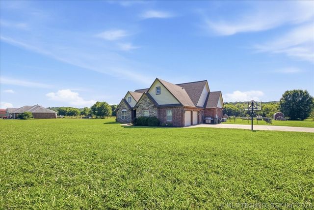 1197 N 177th West Avenue, Sand Springs, OK 74063