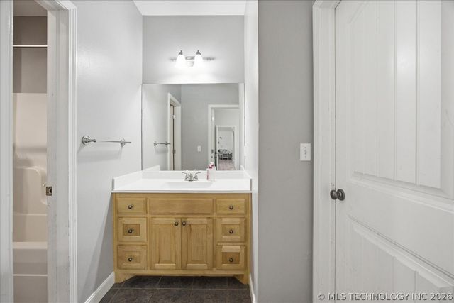1197 N 177th West Avenue, Sand Springs, OK 74063