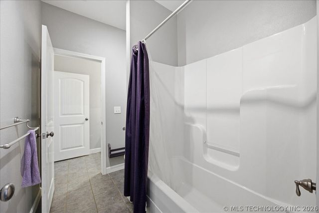 1197 N 177th West Avenue, Sand Springs, OK 74063