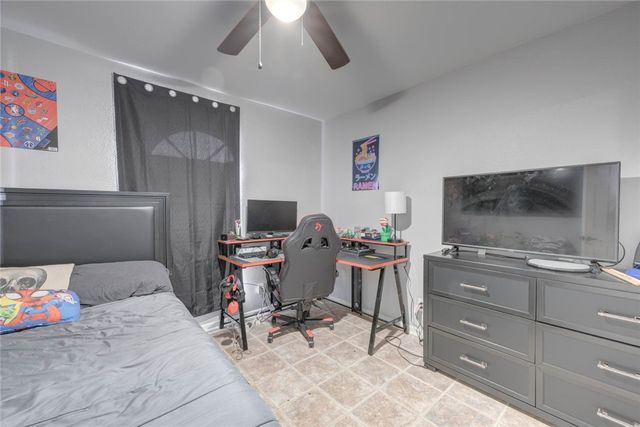 2077 Jenica Dr, Ingleside, TX 78362