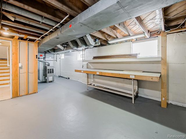358 S Marshall Street, Pontiac, MI 48342