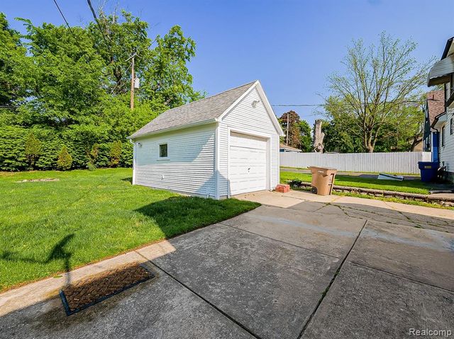 358 S Marshall Street, Pontiac, MI 48342