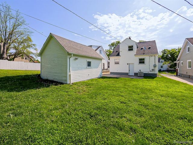 358 S Marshall Street, Pontiac, MI 48342