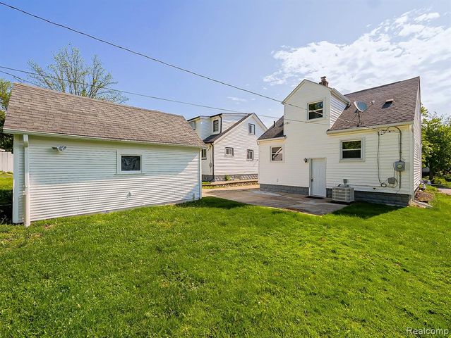 358 S Marshall Street, Pontiac, MI 48342