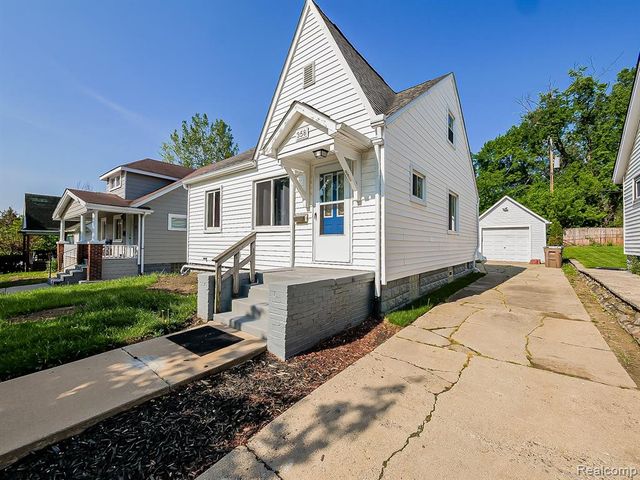 358 S Marshall Street, Pontiac, MI 48342