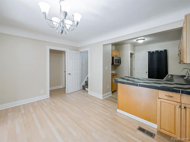 358 S Marshall Street, Pontiac, MI 48342
