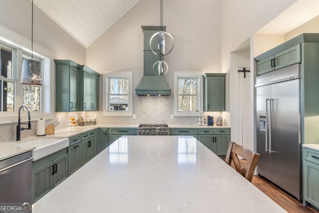 291 Aspen Avenue, Ellijay, GA 30536