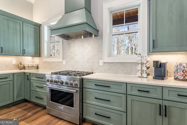 291 Aspen Avenue, Ellijay, GA 30536