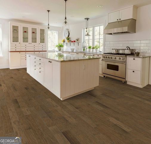 291 Aspen Avenue, Ellijay, GA 30536