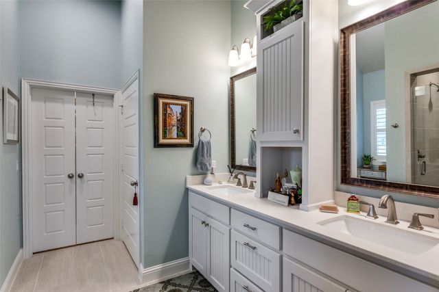 1101 Blue Bill Lane, Arlington, TX 76005