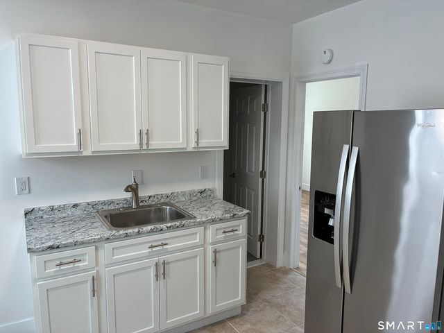 16 Vermont 2ND FLOOR Street 2, Waterbury, CT 06704