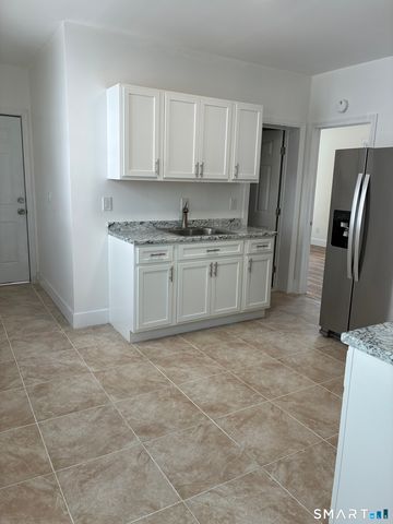 16 Vermont 2ND FLOOR Street 2, Waterbury, CT 06704