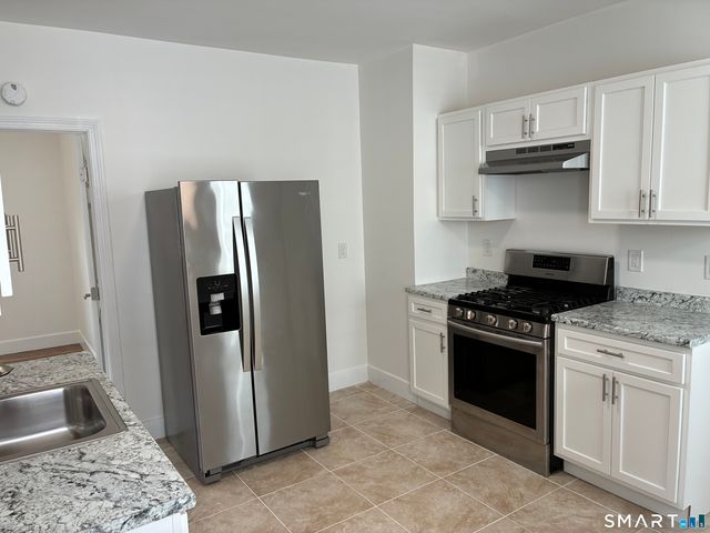 16 Vermont 2ND FLOOR Street 2, Waterbury, CT 06704