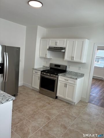 16 Vermont 2ND FLOOR Street 2, Waterbury, CT 06704