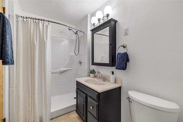 2052 Hulton Rd, Plum Boro, PA 15147