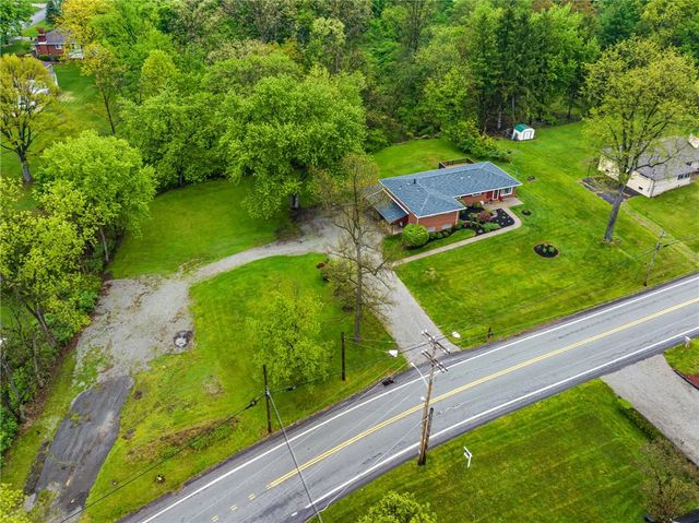 2052 Hulton Rd, Plum Boro, PA 15147