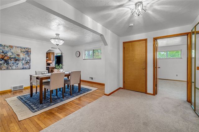 2052 Hulton Rd, Plum Boro, PA 15147
