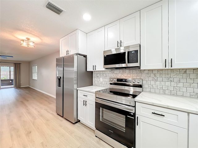 30848 DEAL DRIVE, Sorrento, FL 32776