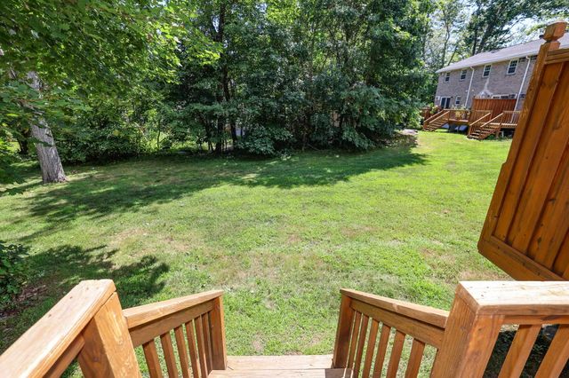 24 Fieldstone Drive, Londonderry, NH 03053