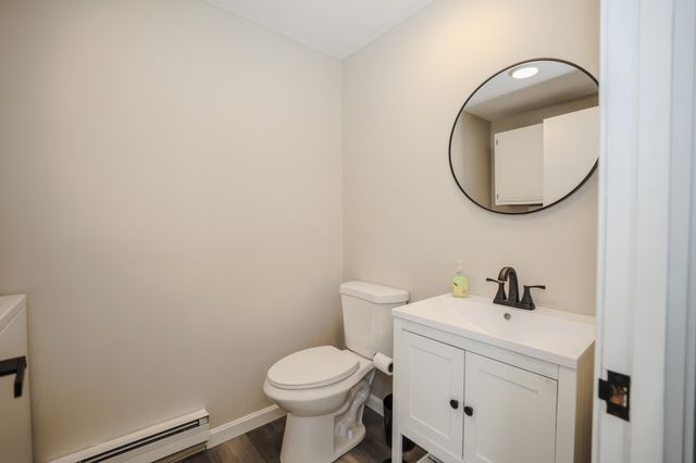 24 Fieldstone Drive, Londonderry, NH 03053