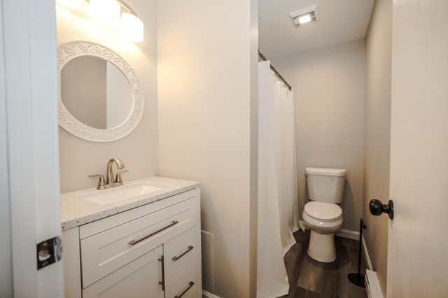 24 Fieldstone Drive, Londonderry, NH 03053
