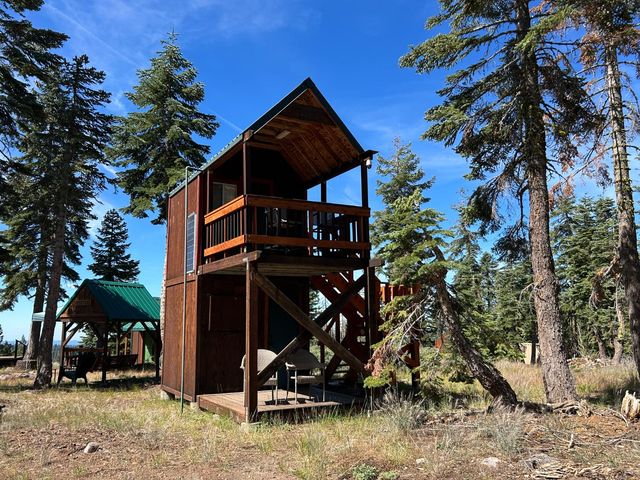 60 Liberty Rd, Valley Springs, CA 95223