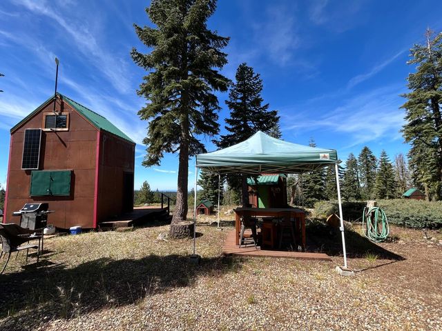 60 Liberty Rd, Valley Springs, CA 95223