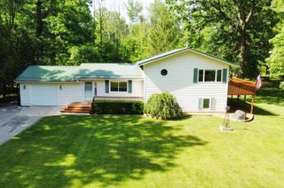 2790 W Wing Road, Deerfield Twp, MI 48858