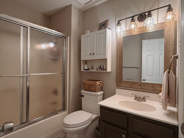 3380 Colonnade Drive, Lexington, KY 40515