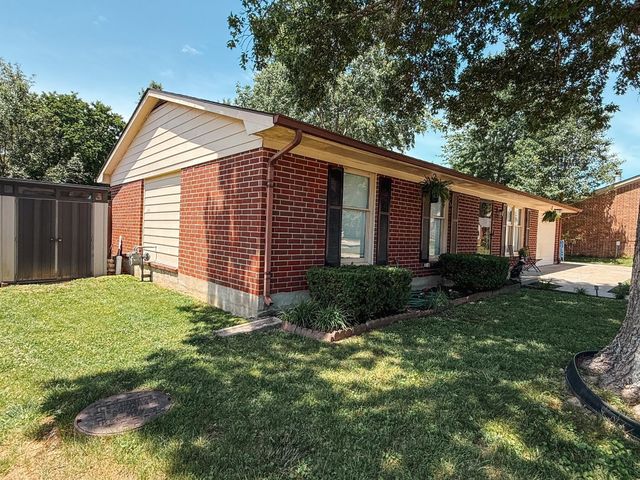 3380 Colonnade Drive, Lexington, KY 40515
